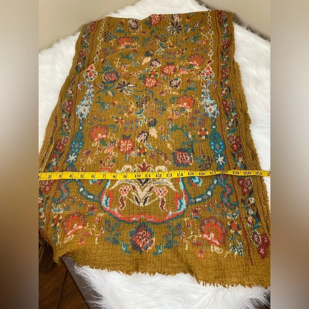 Anthropologie wool blend antique asian look Floral Patterned Scarf - Picture 9 of 10